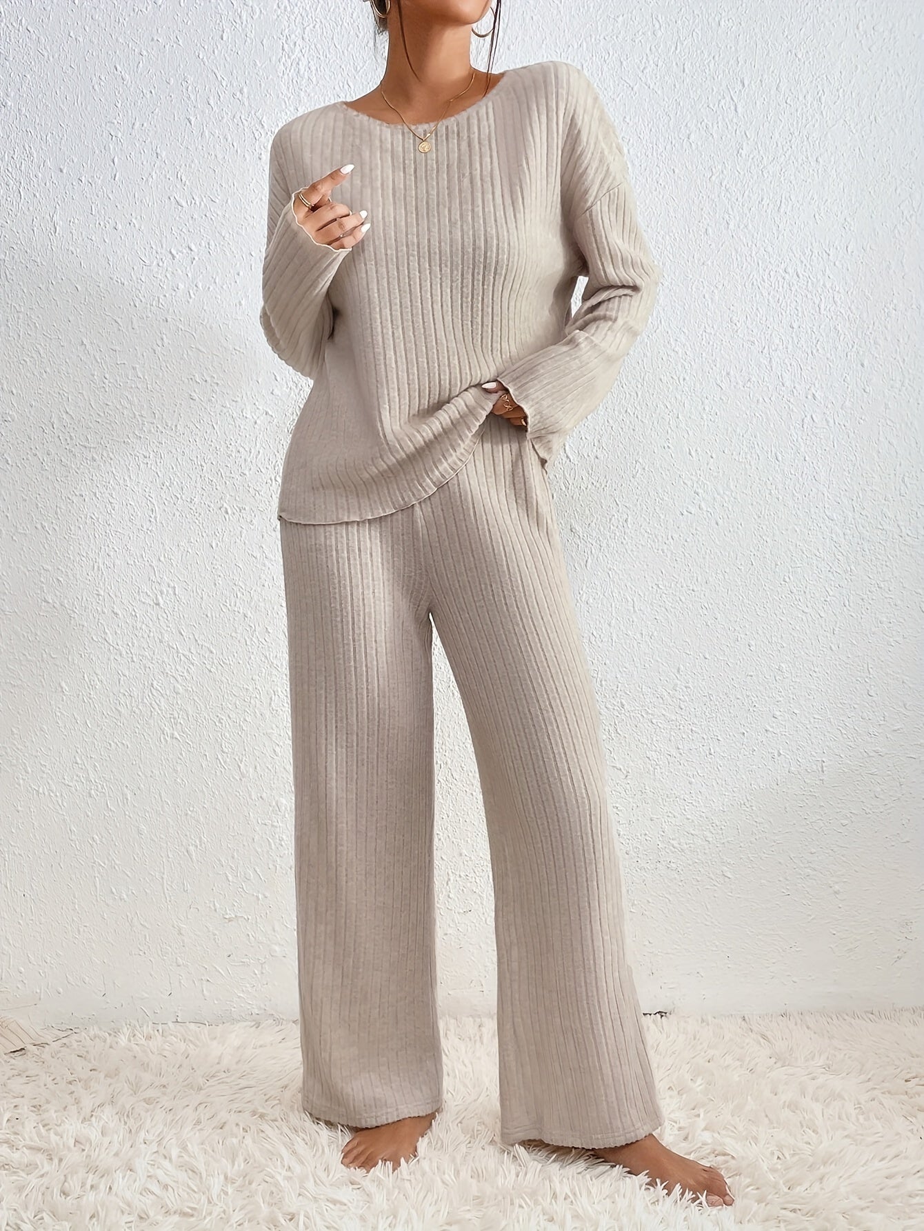 Aira Nord™ | Elegant set med ribbad tröja
