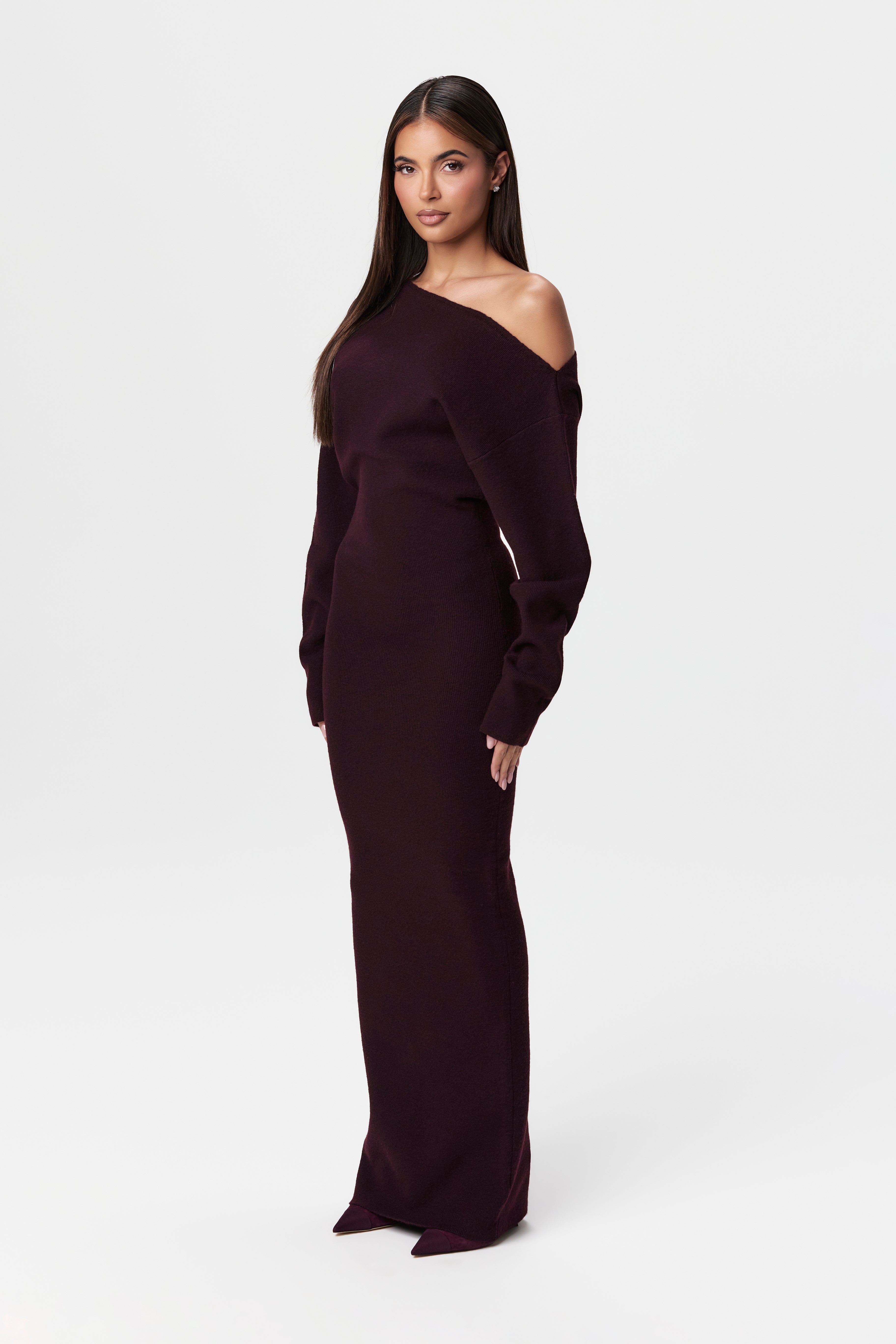 Aira Nord™ | Elegant Off-Shoulder Klänning – Stilren & Bekväm
