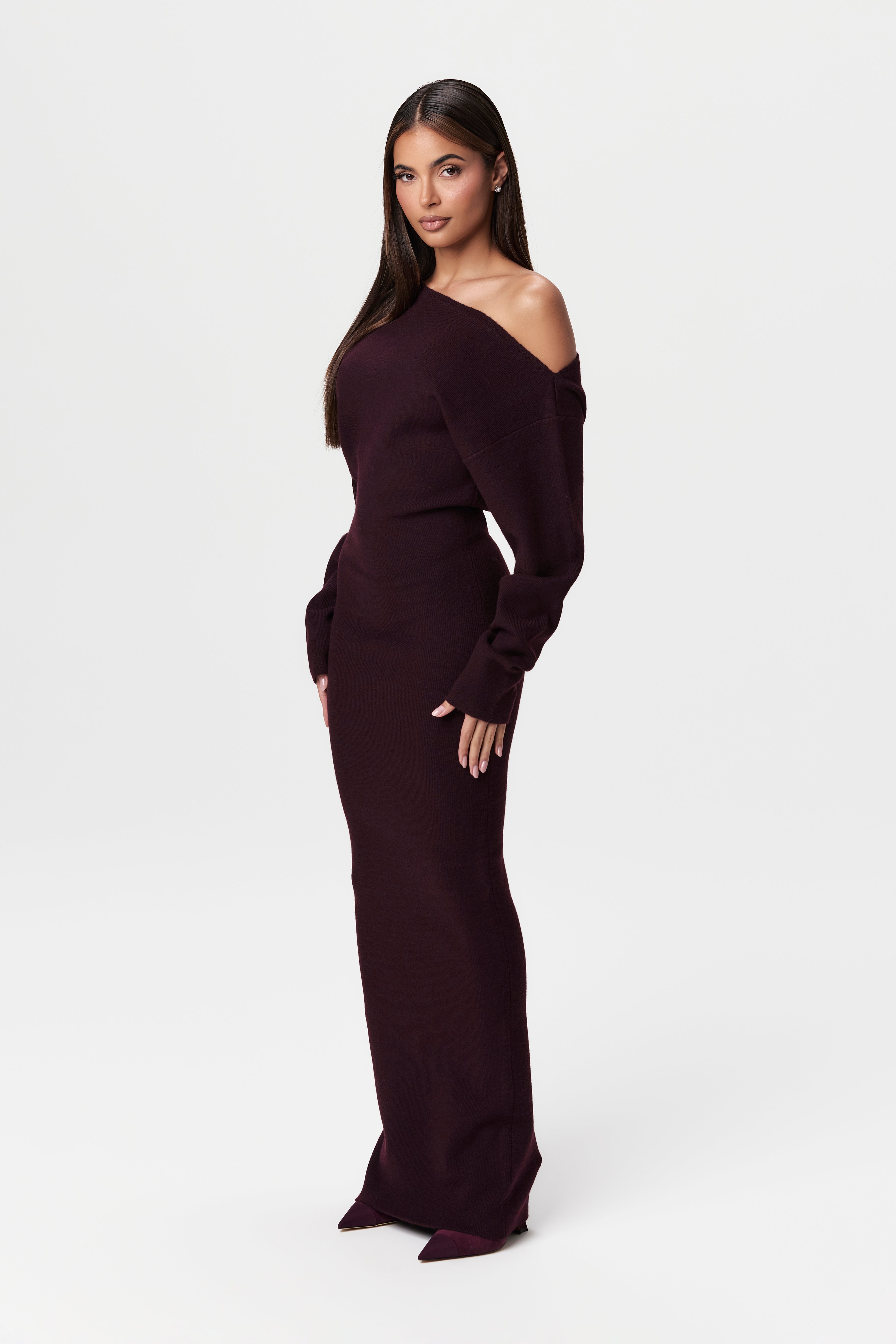 Aira Nord™ | Elegant Off-Shoulder Klänning – Stilren & Bekväm