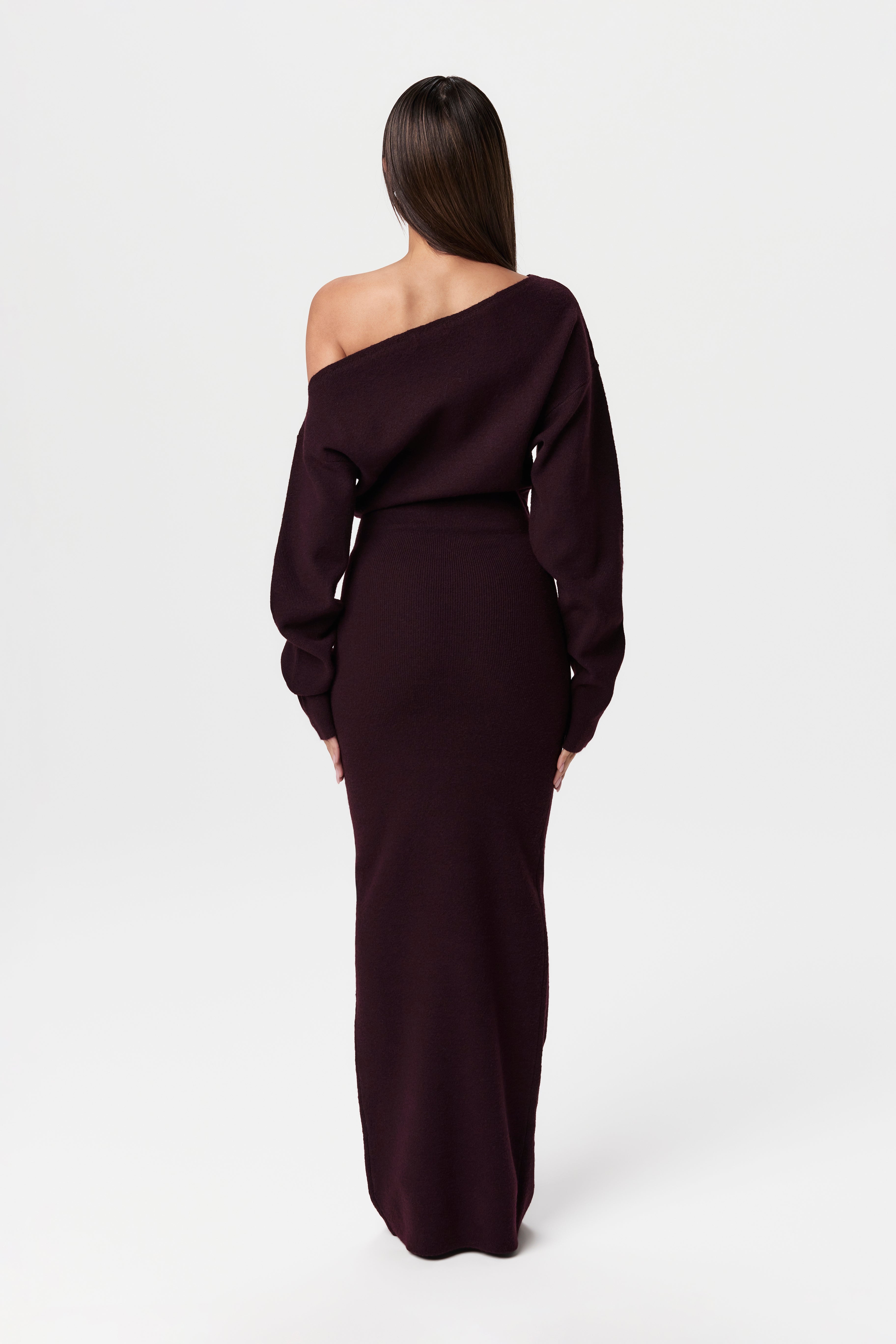 Aira Nord™ | Elegant Off-Shoulder Klänning – Stilren & Bekväm